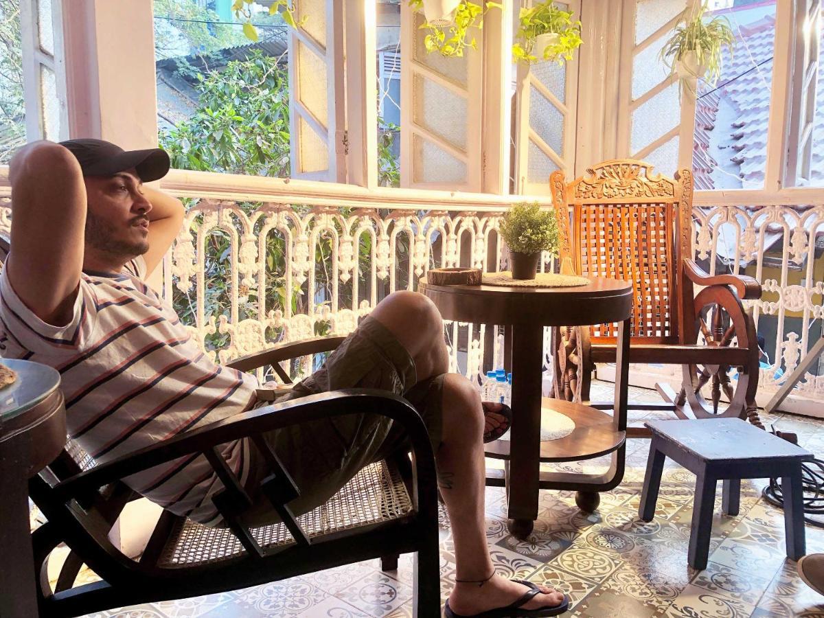 Gosolo Stays Bandra Hostel Bombay Eksteriør billede