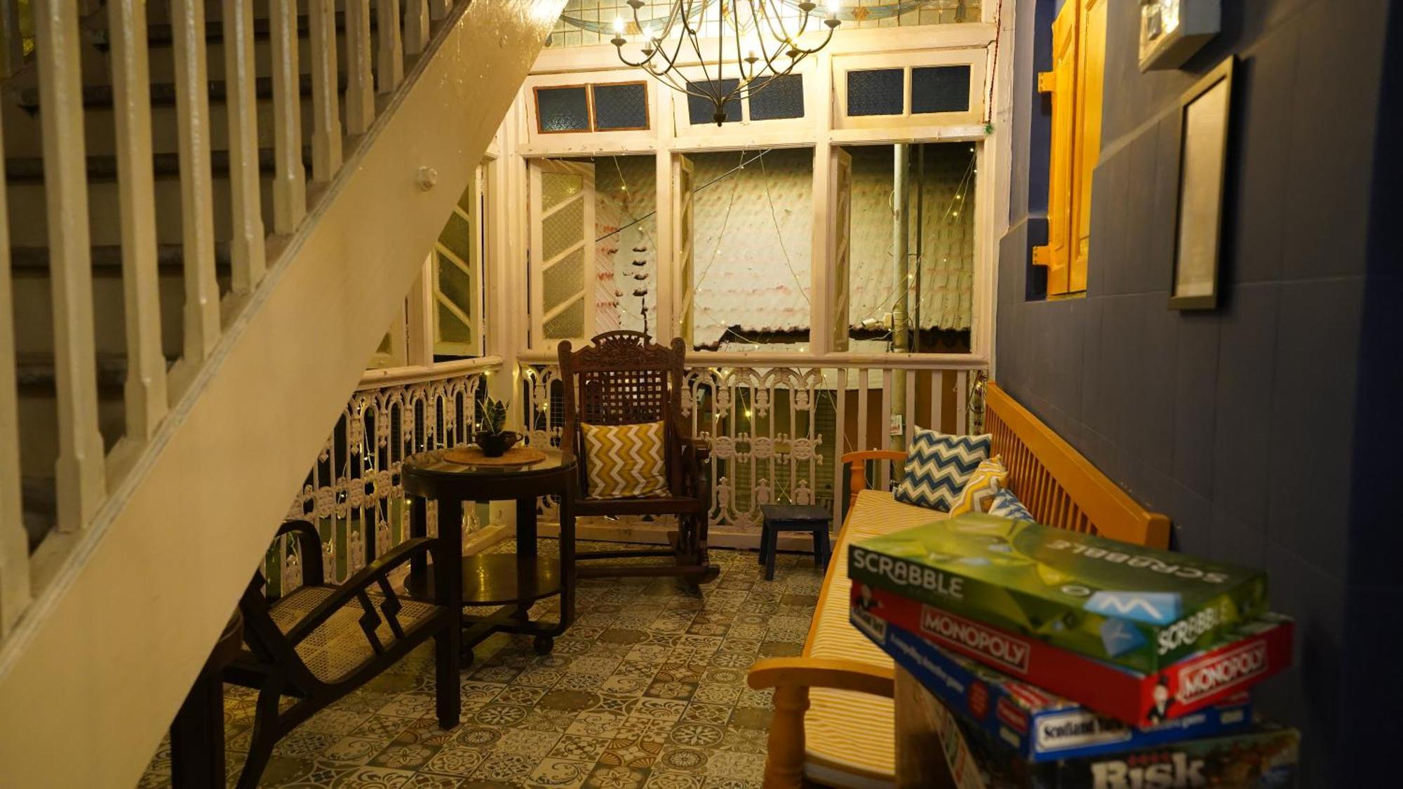 Gosolo Stays Bandra Hostel Bombay Eksteriør billede